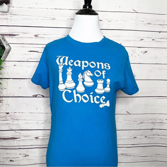 Chess “Weapons of Choice” Electric Blue Graphic T-Shirt Size XL - Picture 3 of 6